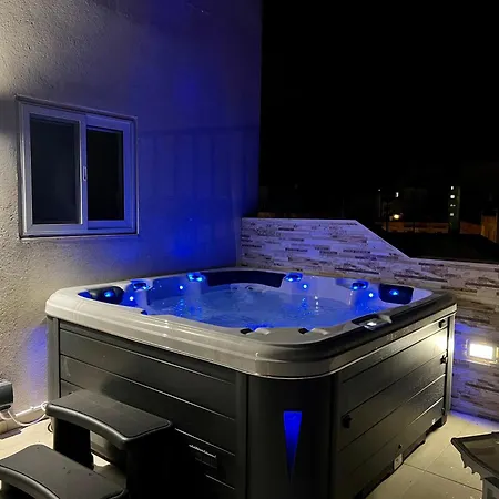 Appartement Poseidon Court Penthouse Superior à San Pawl il-Baħar Extérieur photo